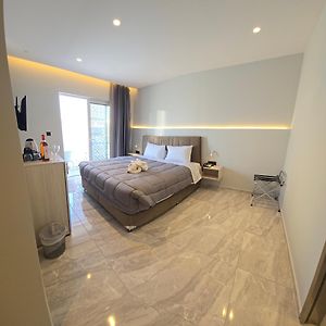 Hotel Sonia